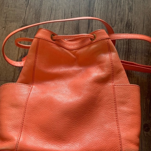 Coral purse! ❤️ Leather Fossil - Picture 2 of 5